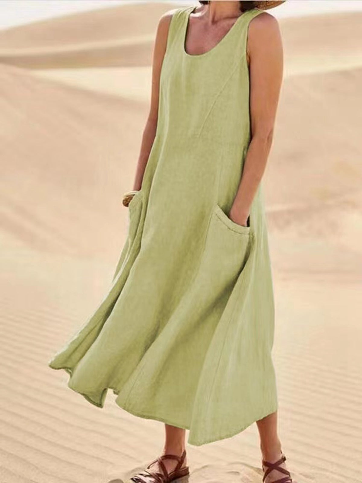 Ärmelloses langes Sommerkleid